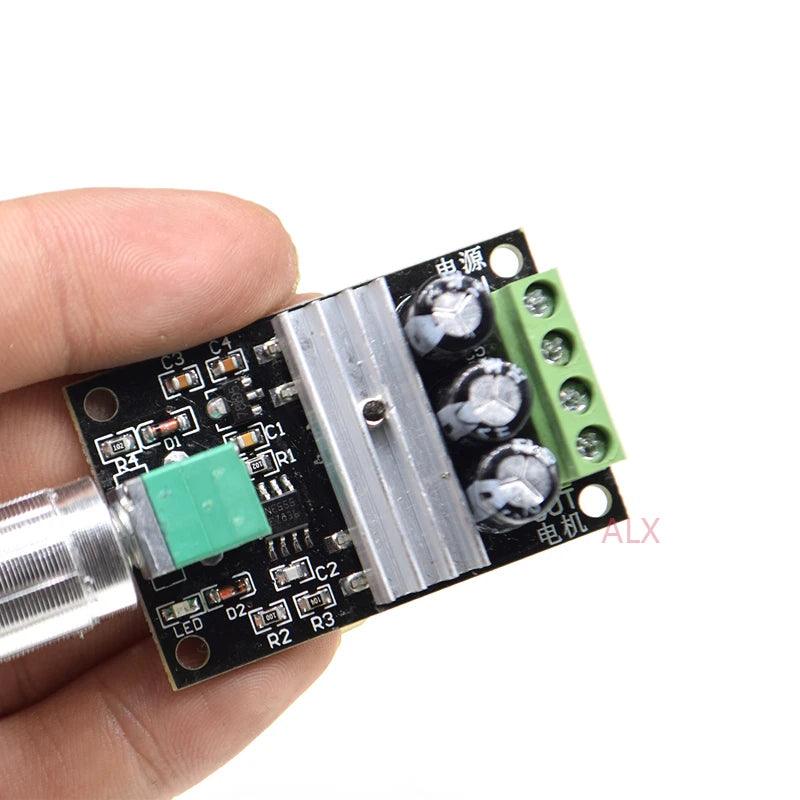 6V 12V 24V DC Motor Controller PMW Speed Regulator Electric DC6V-28V 3A 80W Adjustable Speed Drive Module 12 V Governor Switch