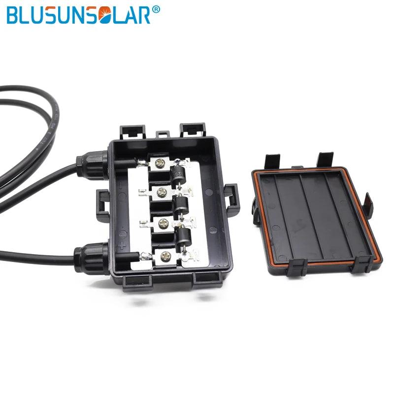 5 Pcs/lot Waterproof IP65 4 Way PV Solar Junction Box for Solar Panel with 4.0mm2 Cable and 4 Diodes XH0196
