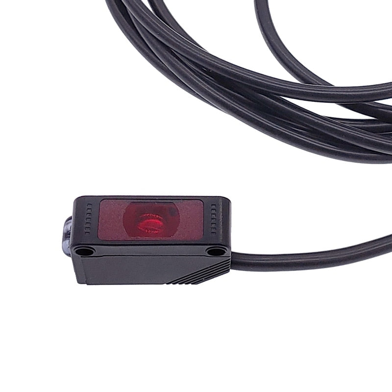 Infrared Photoelectric Switch Diffuse Reflection Type Sensor DC12V-24V with Bracket E3Z-D61/D81/D62/D82/T61/T81/R61/R81/LS61.